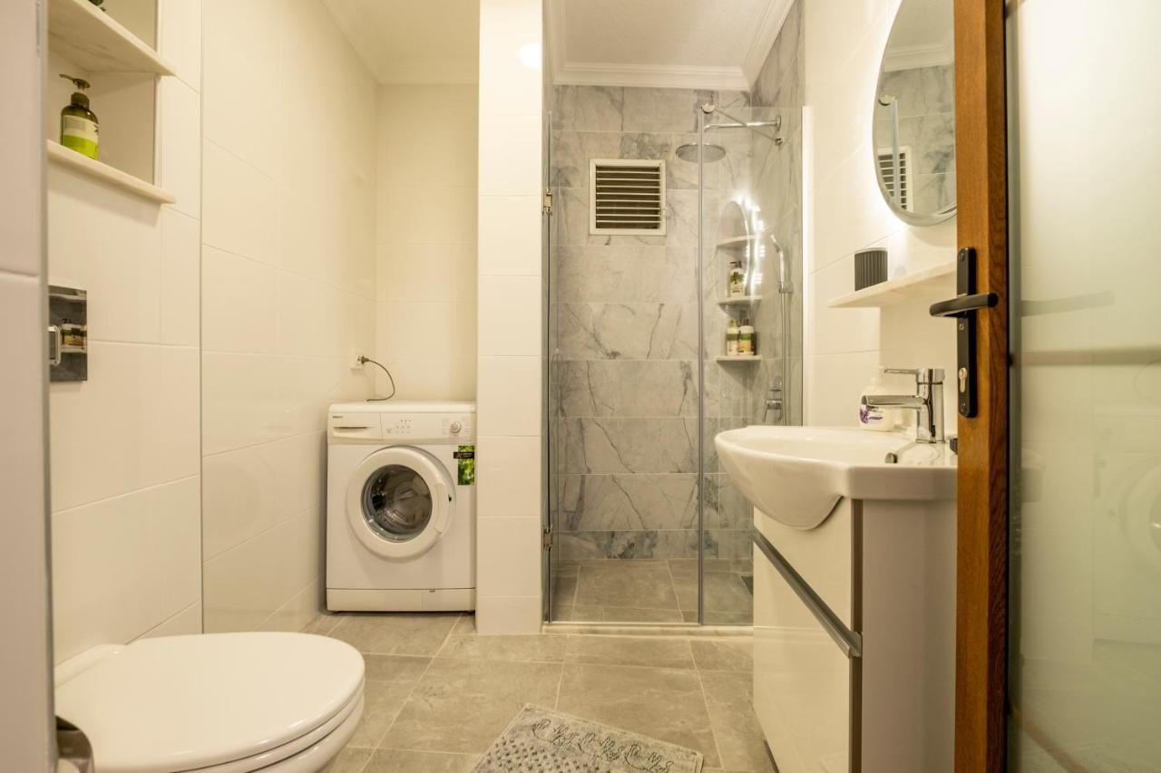 Spacious And Comfy 2Br In The Heart Of Cihangir Διαμέρισμα Κωνσταντινούπολη Εξωτερικό φωτογραφία