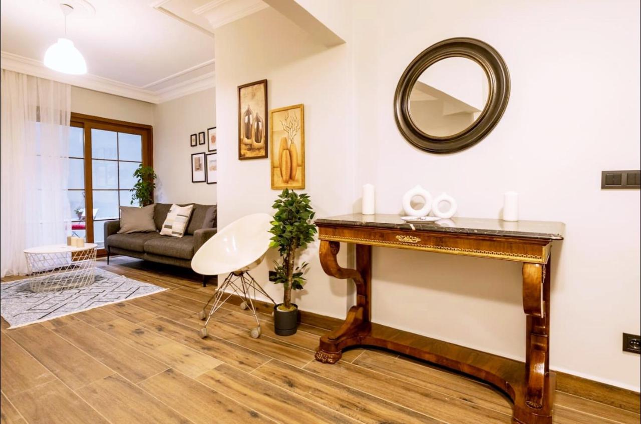 Spacious And Comfy 2Br In The Heart Of Cihangir Διαμέρισμα Κωνσταντινούπολη Εξωτερικό φωτογραφία