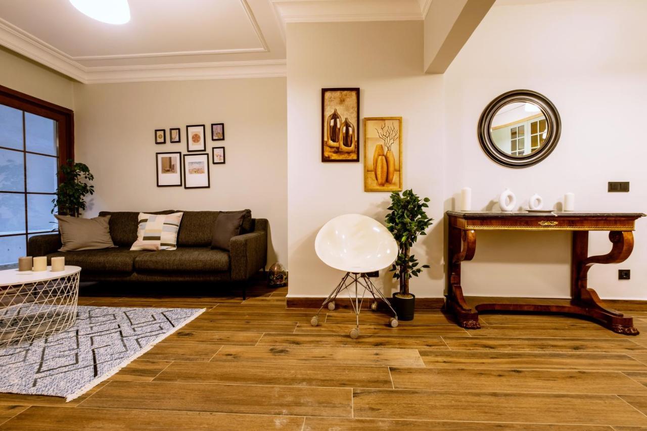 Spacious And Comfy 2Br In The Heart Of Cihangir Διαμέρισμα Κωνσταντινούπολη Εξωτερικό φωτογραφία