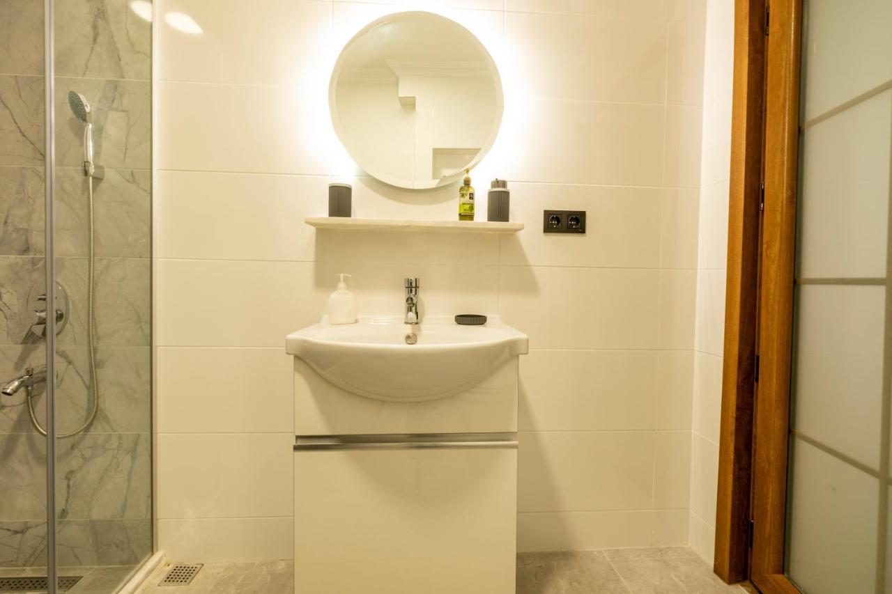 Spacious And Comfy 2Br In The Heart Of Cihangir Διαμέρισμα Κωνσταντινούπολη Εξωτερικό φωτογραφία